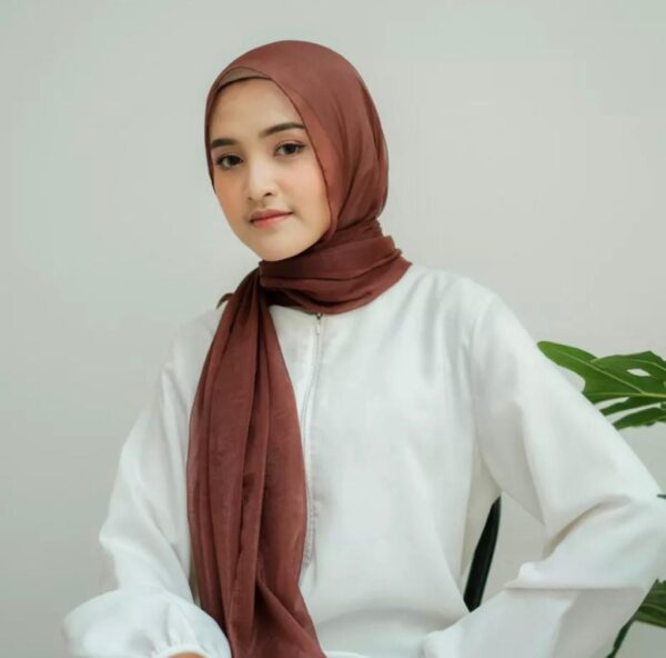 Camilla Pashmina Shimmer - Image 10