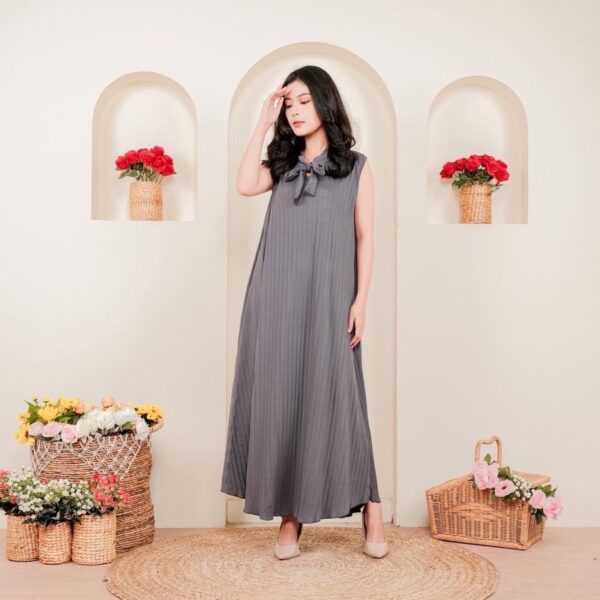 Anjani Dress Plisket - Image 5