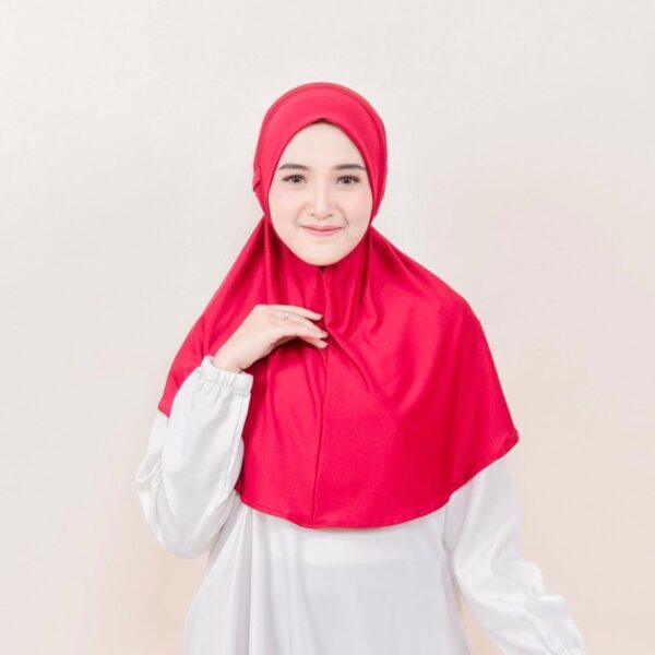 ALESHA BERGO - Image 6