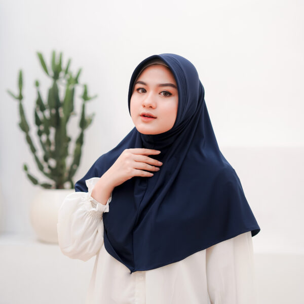 Fazilah Bergo - Image 6