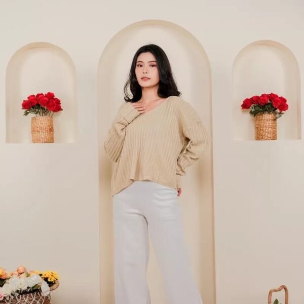 Diandra Blouse Knit - Image 2