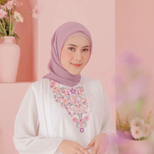 Bella Square "Part 4" - Image 7
