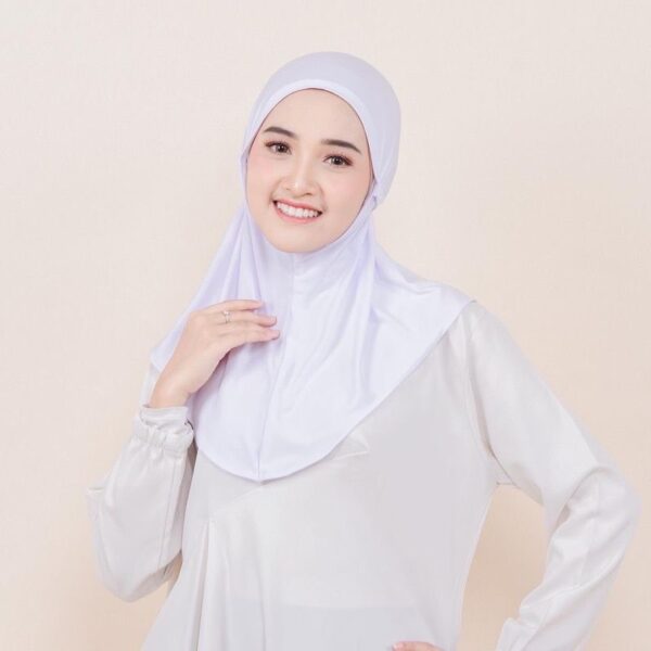 Zafira Bergo - Image 17