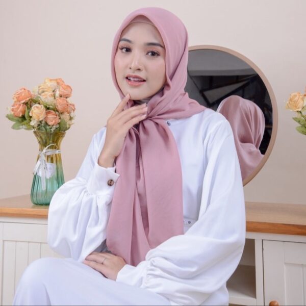 Reisha Square "warna part 2" - Image 2