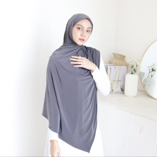 Naila Pashmina + Inner Ciput Tali - Image 6