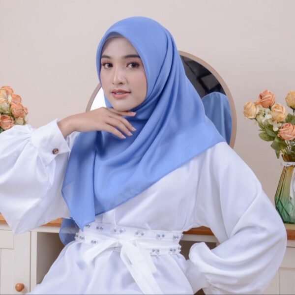 Reisha Square "warna part 1" - Image 6