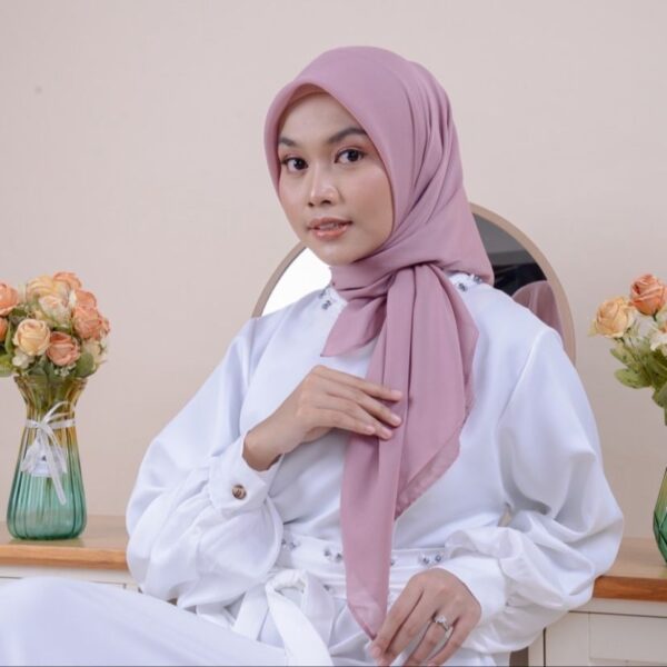 Reisha Square "warna part 1" - Image 5