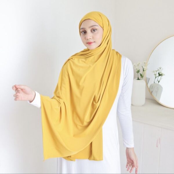 Naila Pashmina + Inner Ciput Tali - Image 13
