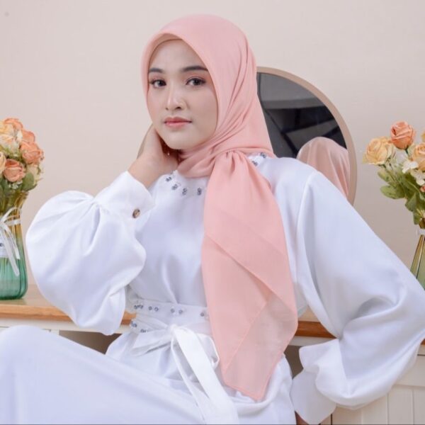 Reisha Square "warna part 3" - Image 10
